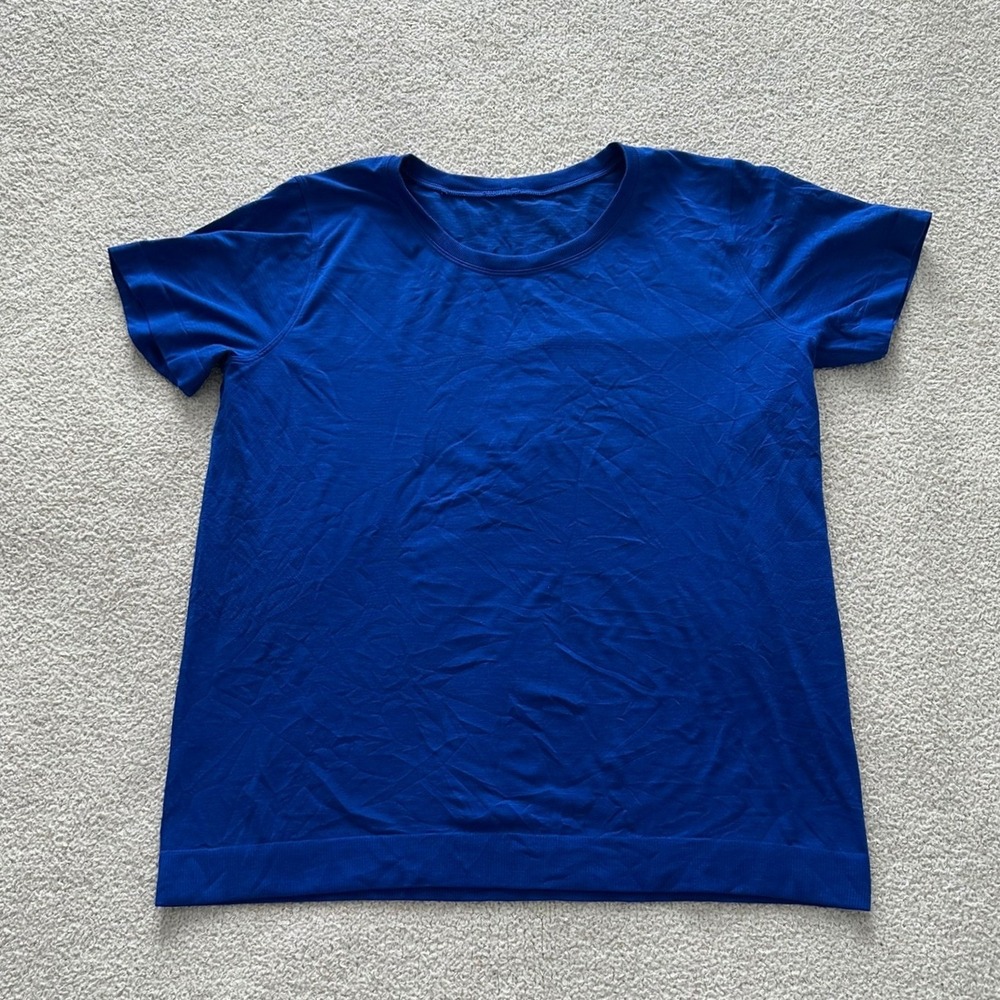lululemon Swiftly Tech Breathe size 8 in Psychic Blue
